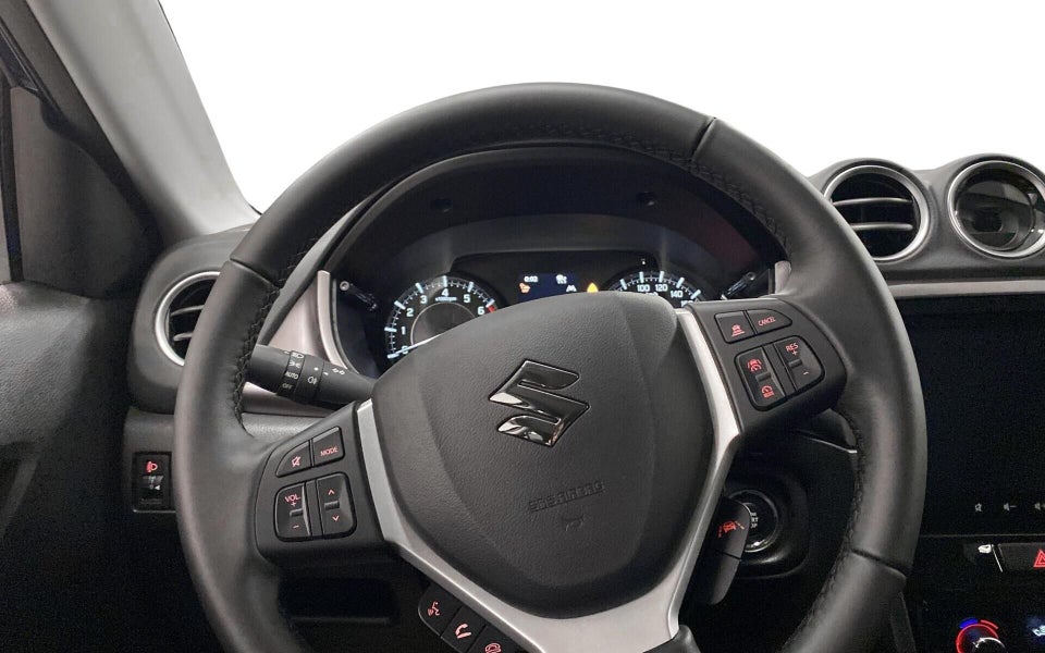 Suzuki Vitara 1,4 mHybrid Active 5d