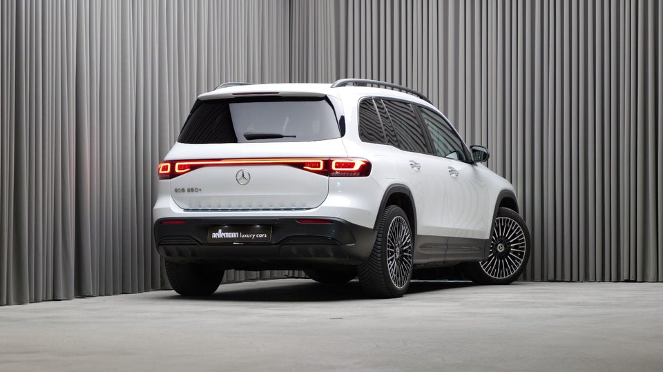 Mercedes EQB250+ AMG Line 7prs 5d