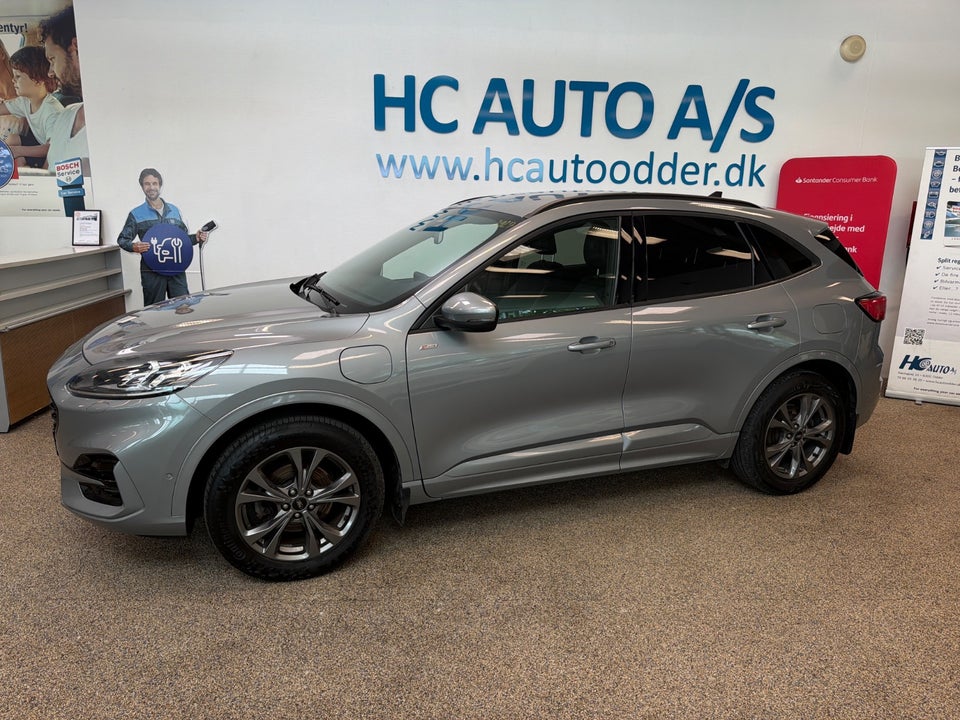 Ford Kuga 2,5 PHEV ST-Line CVT 5d