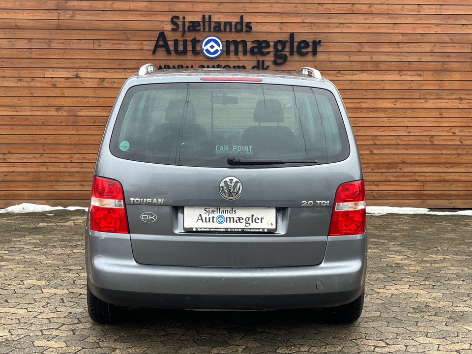 VW Touran 2,0 TDi 140 Trendline Van 5d