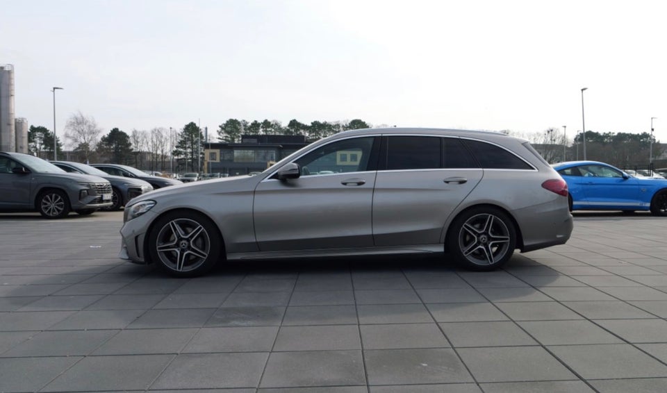 Mercedes C220 d 2,0 AMG Line stc. aut. 5d