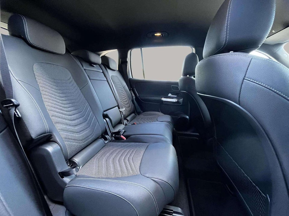 Mercedes EQB250+ Progressive Advance 5d