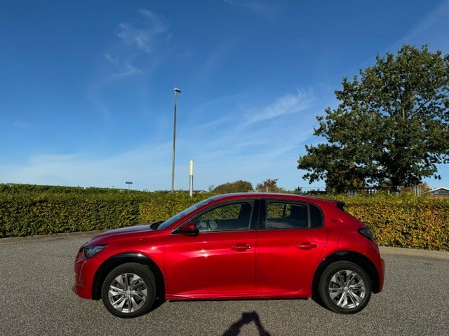 Peugeot e-208 50 Active 5d