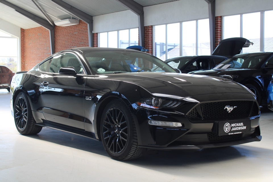 Ford Mustang 5,0 V8 GT Fastback 2d