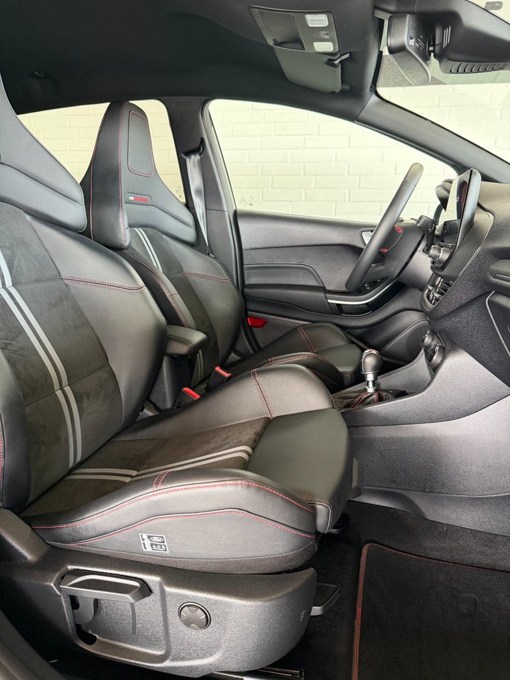 Ford Fiesta 1,5 EcoBoost ST-X 5d