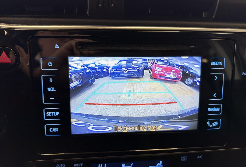 Toyota Auris 1,8 Hybrid H2 Comfort Touring Sports CVT 5d