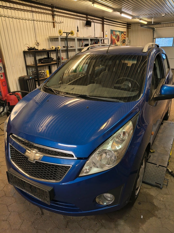 Chevrolet Spark 1,0 LS 5d