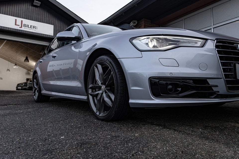 Audi A6 3,0 TDi 218 Avant S-tr. 5d