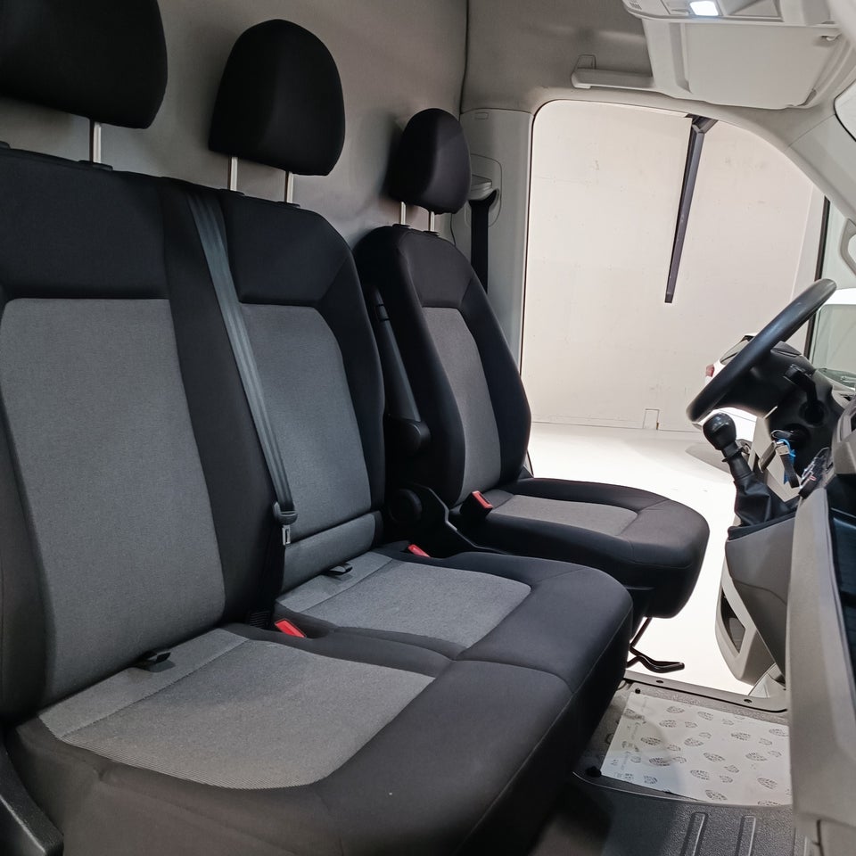 VW Crafter 35 2,0 TDi 177 Kassevogn L4H3