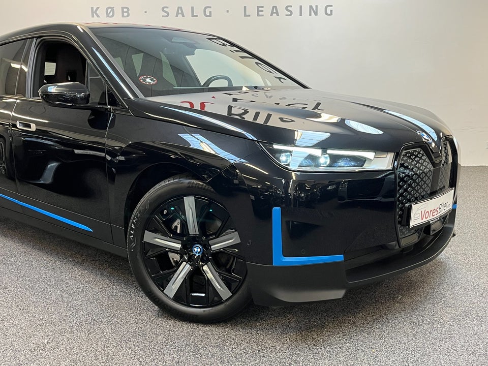 BMW iX xDrive40 5d