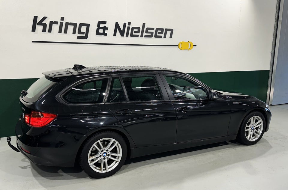 BMW 320d 2,0 Touring 5d