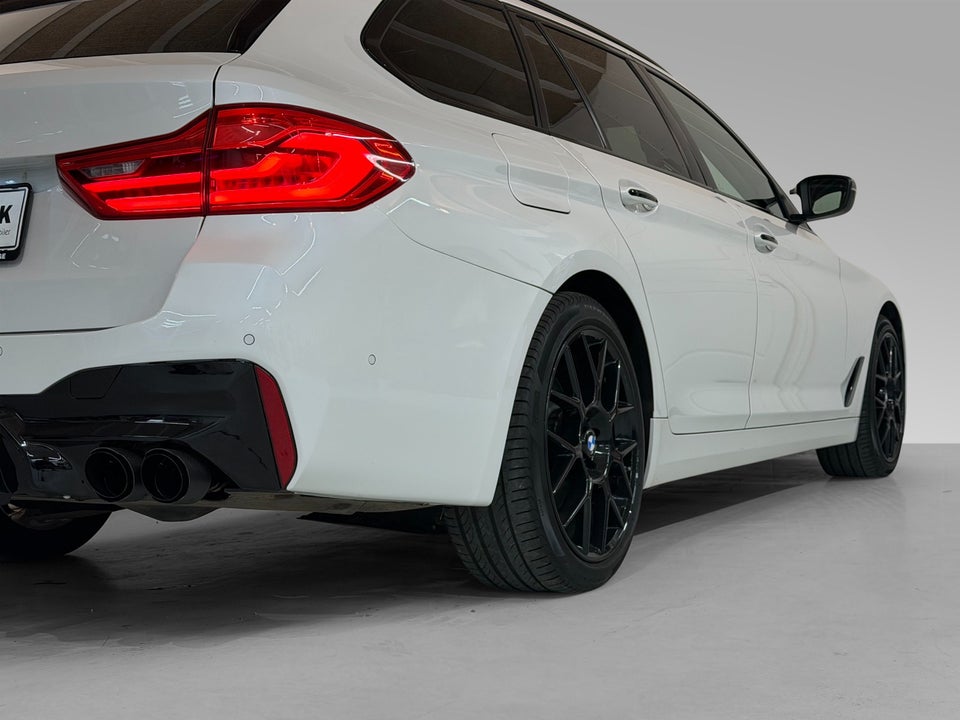 BMW 530d 3,0 Touring M-Sport aut. 5d