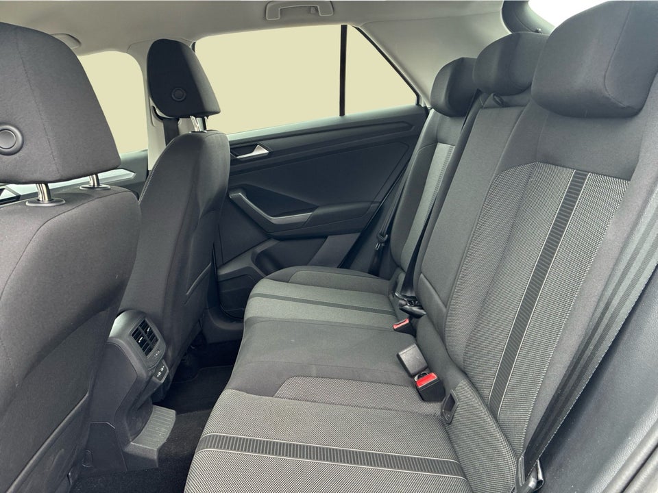 VW T-Roc 1,0 TSi 110 Life 5d
