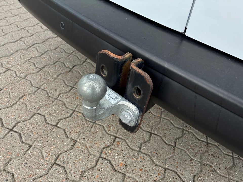 Peugeot e-Expert 75 L3 Premium Van