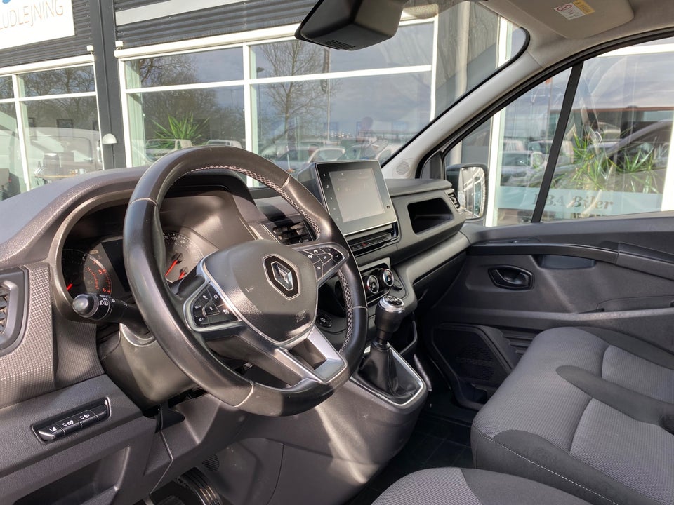 Renault Trafic 2,0 dCi 150 L2H1