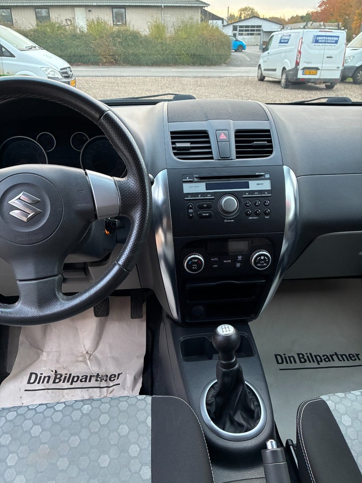 Suzuki SX4 1,6 CombiBack GLX 5d