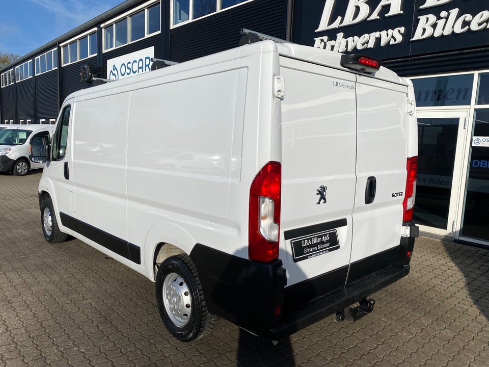 Peugeot Boxer 330 2,2 BlueHDi 140 L2H1 Premium