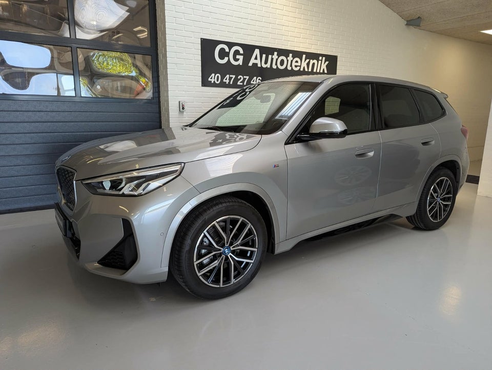 BMW iX1 eDrive20 M-Sport 5d