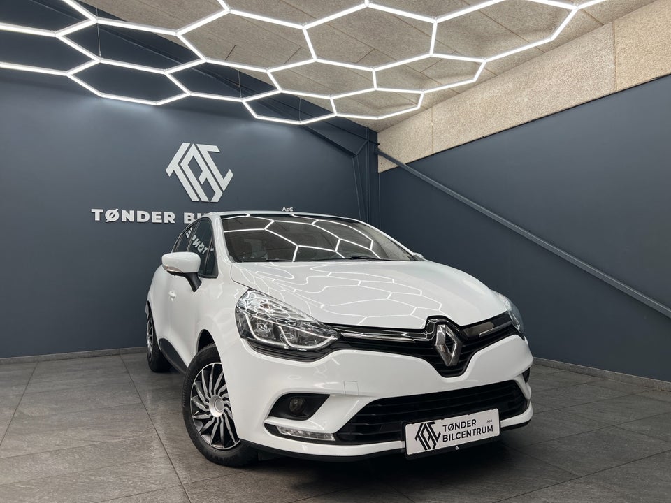 Renault Clio IV 1,5 dCi 90 Zen 5d