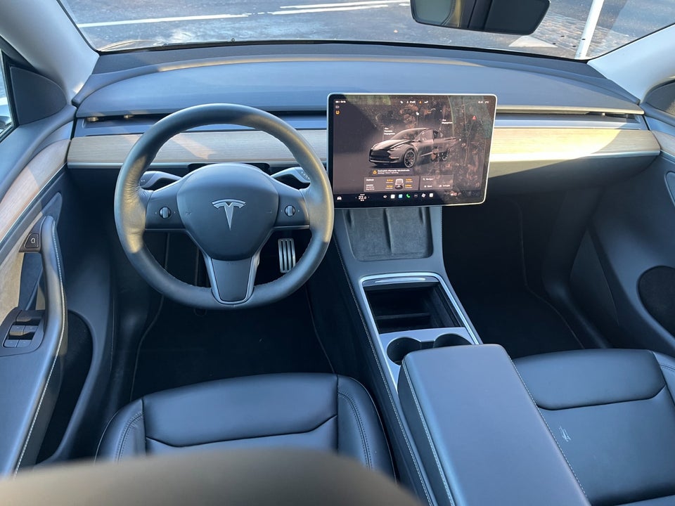 Tesla Model Y Performance AWD 5d