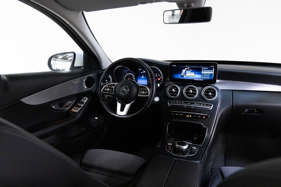 Mercedes C300 2,0 Avantgarde stc. aut. 5d