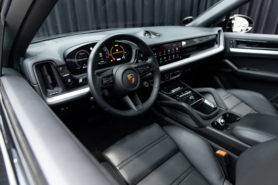 Porsche Cayenne 3,0 E-Hybrid Coupé Tiptr. 5d