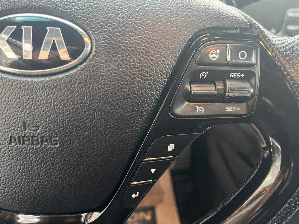 Kia Ceed 1,6 CRDi 136 GT-Line Attraction SW DCT 5d