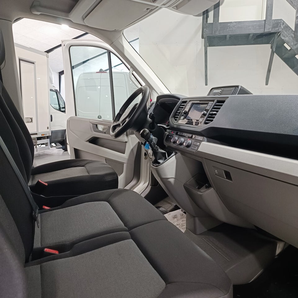 VW Crafter 35 2,0 TDi 177 Kassevogn L4H3
