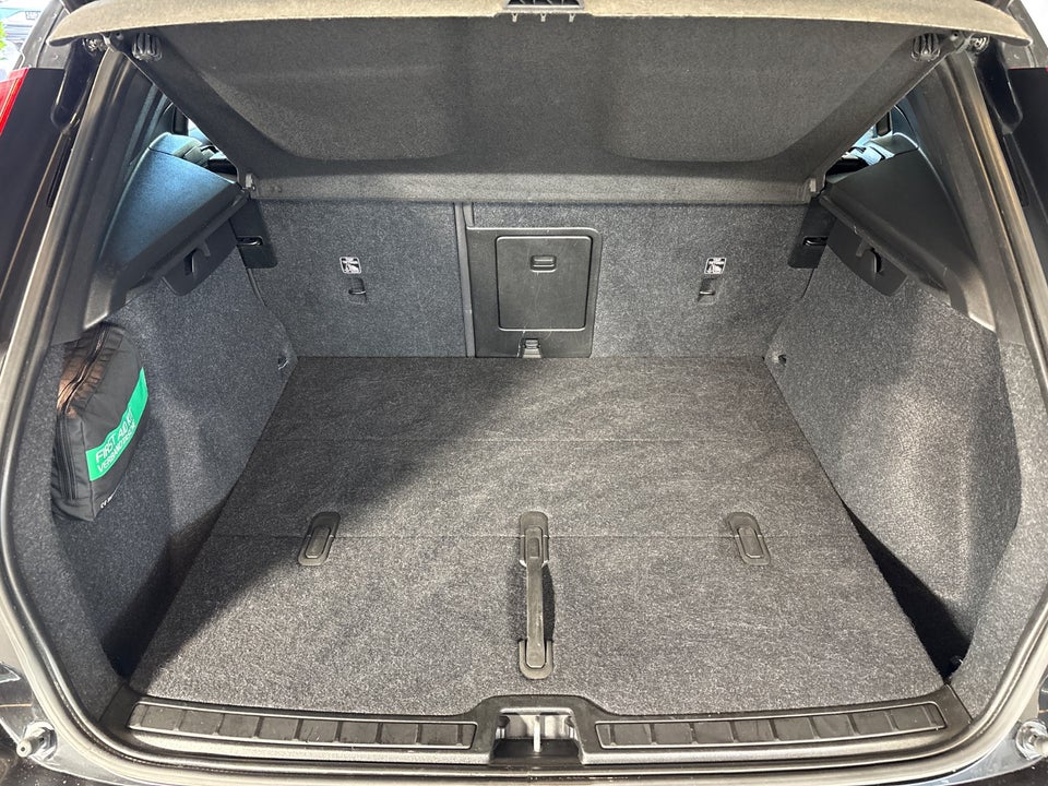 Volvo XC40 P6 ReCharge Plus 5d