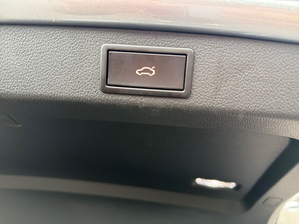 Skoda Superb 2,0 TSi 190 Business Executive Combi DSG 5d