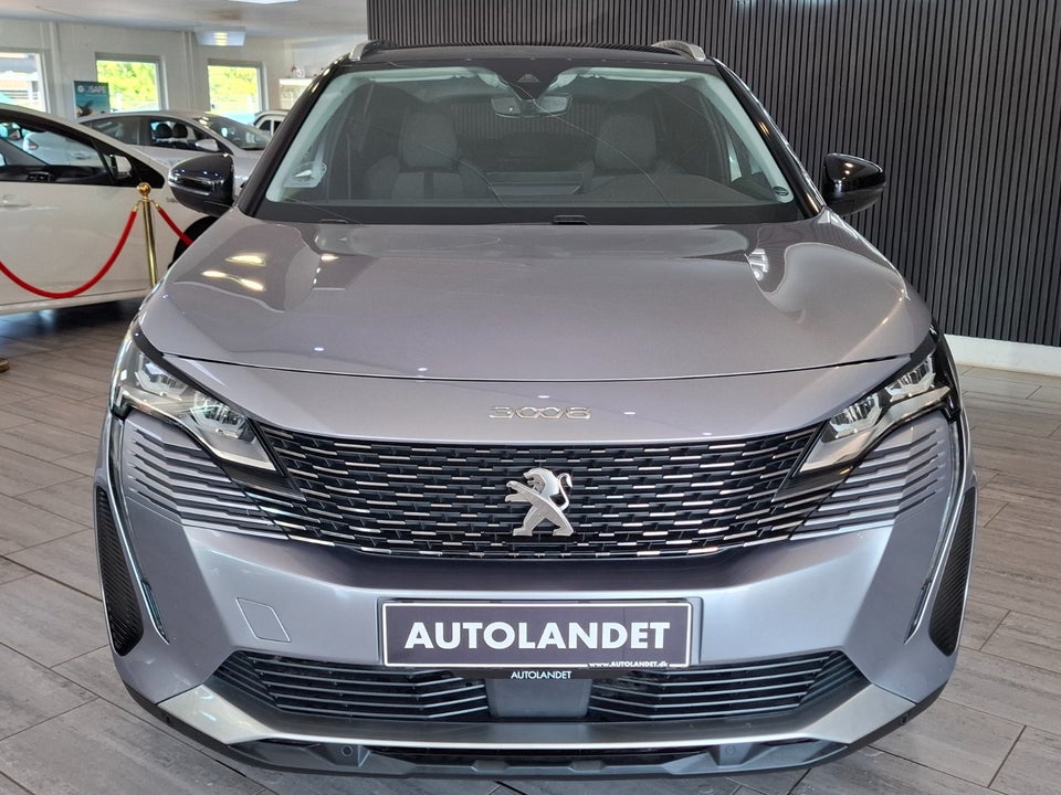Peugeot 3008 1,6 Hybrid First Selection EAT8 5d