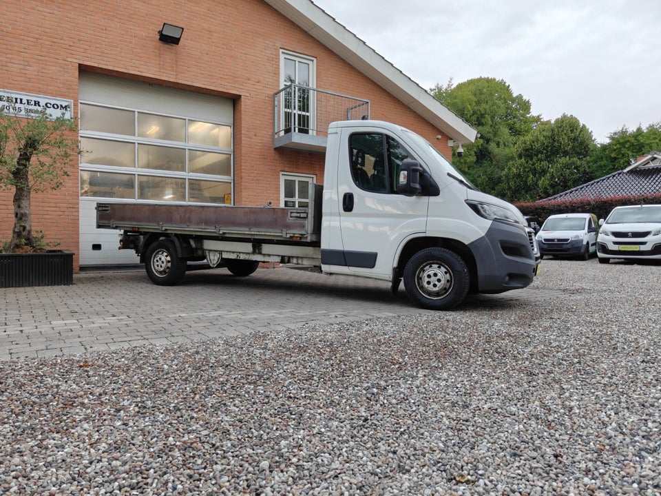 Peugeot Boxer 335 2,2 HDi 130 Ladvogn L3 2d