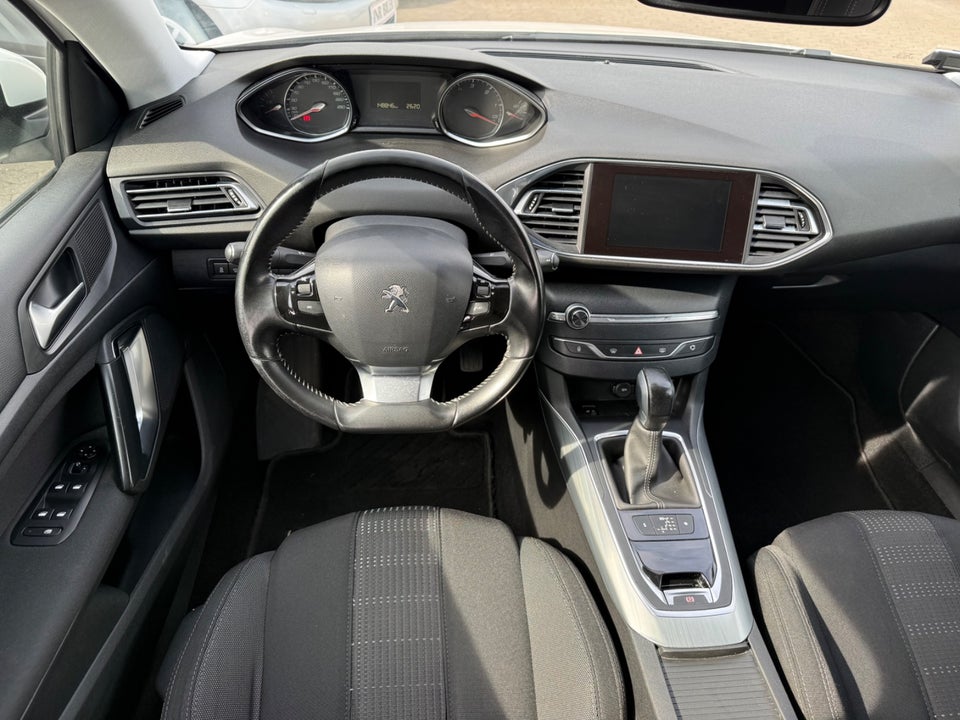 Peugeot 308 1,6 BlueHDi 120 Active SW EAT6 5d