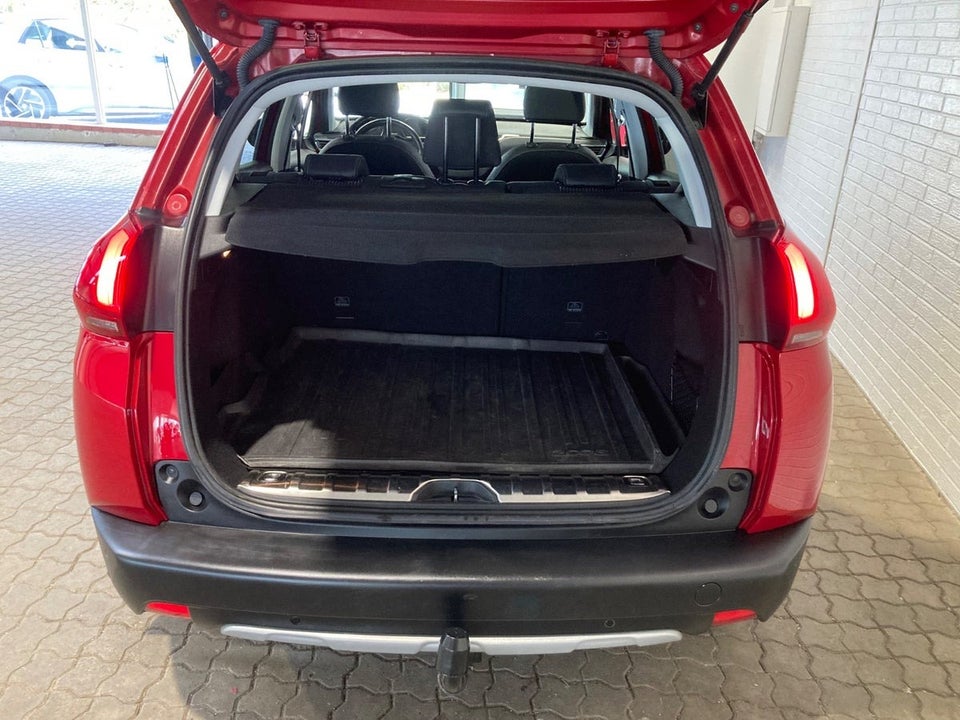 Peugeot 2008 1,2 PureTech 110 Allure EAT6 5d