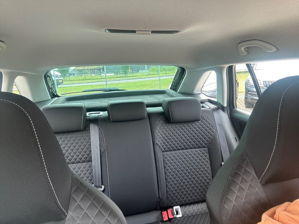 Skoda Rapid 1,0 TSi 110 Ambition Spaceback 5d
