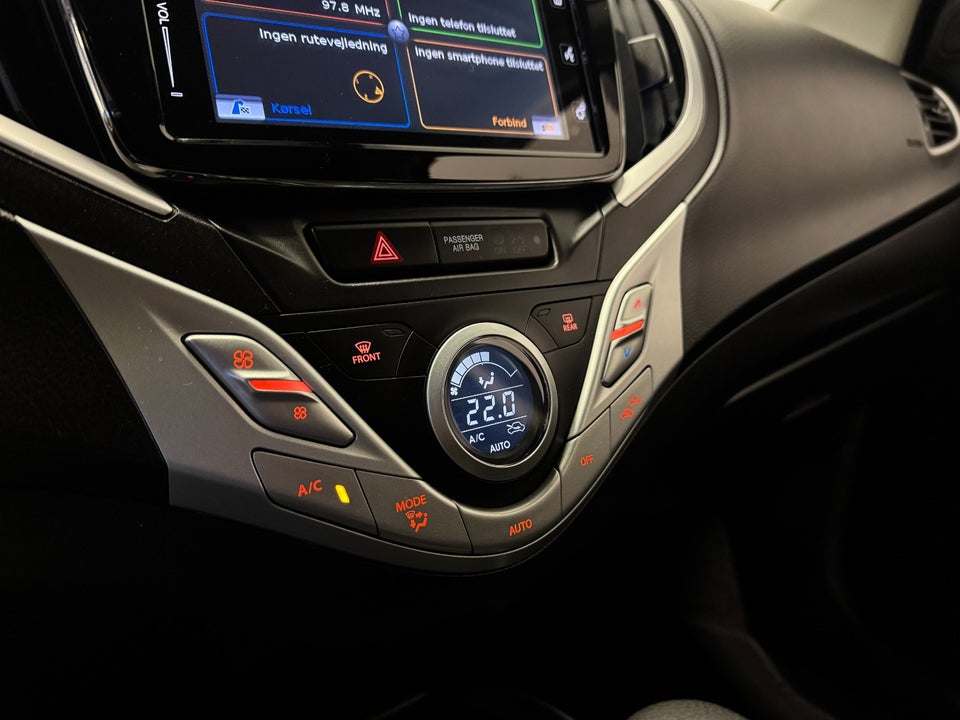 Suzuki Baleno 1,2 Dualjet Exclusive CVT 5d