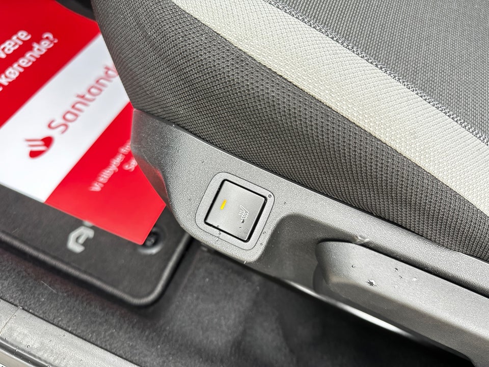 Toyota Aygo 1,0 VVT-i x-press 5d