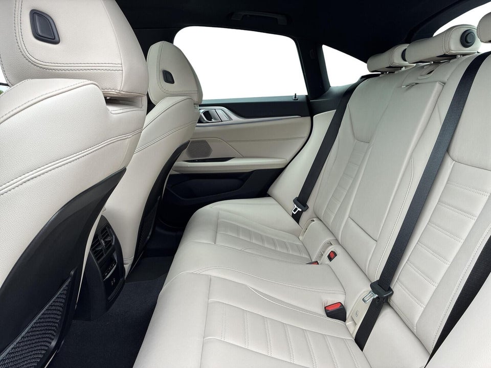 BMW i4 eDrive40 Fully Charged M-Sport 5d