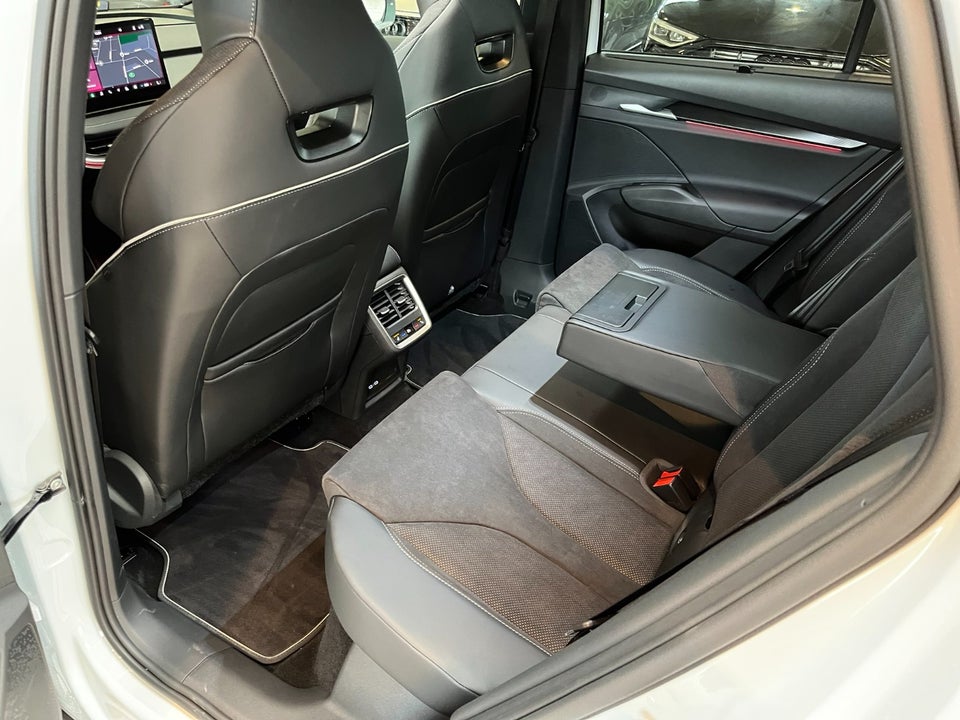 Skoda Enyaq 85 iV Sportline Maxx 5d