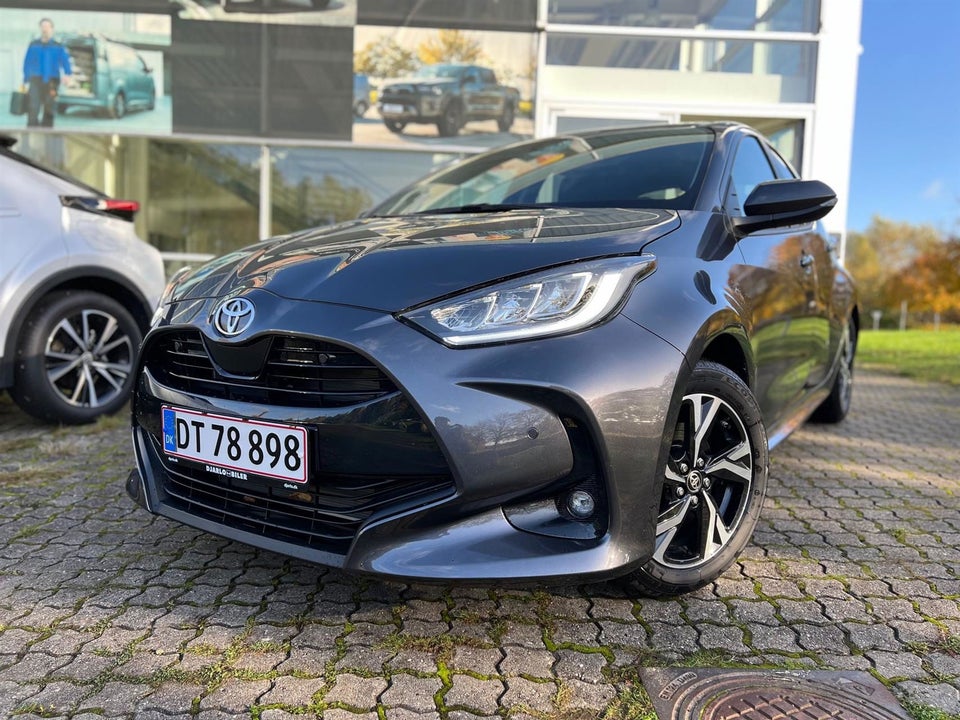 Toyota Yaris 1,5 Hybrid Style e-CVT 5d