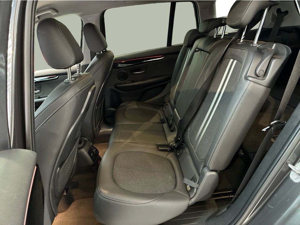 BMW 216i 1,5 Gran Tourer Sport Line 7prs 5d