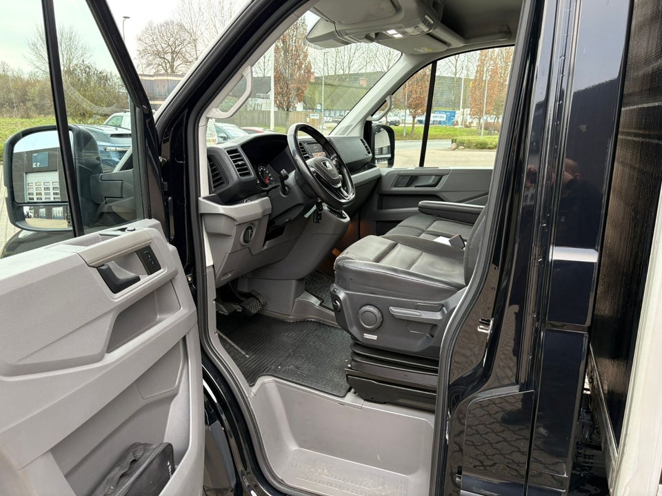 MAN TGE 2,0 3.180 L4 Box m/lift aut. FWD