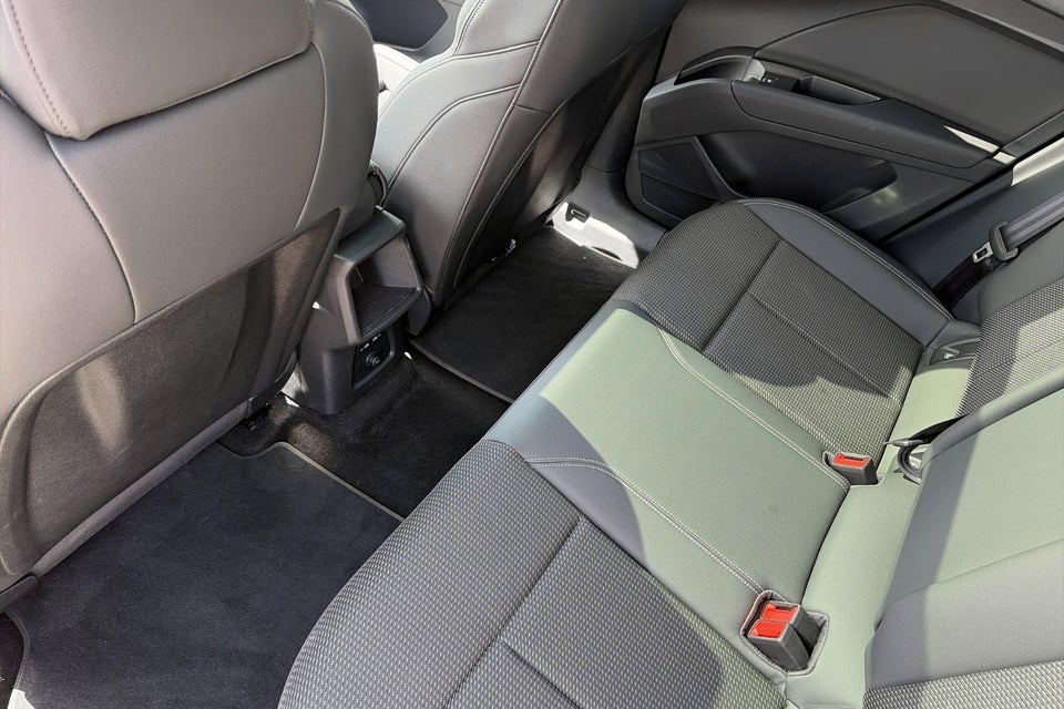 Audi Q4 e-tron 45 S-line Edition 5d