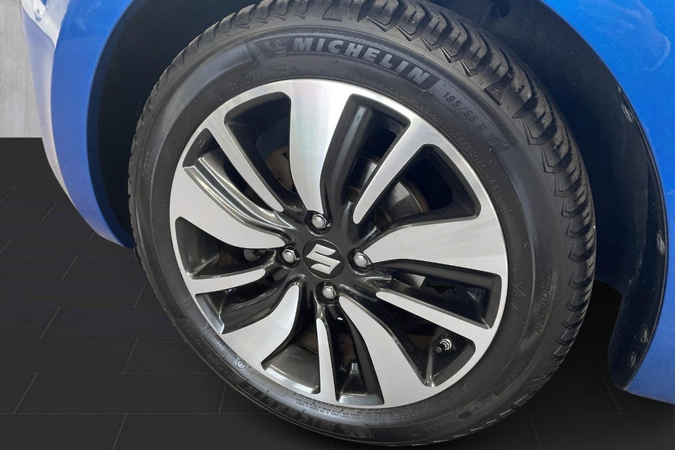 Suzuki Swift 1,2 Dualjet mHybrid Exclusive+ 5d