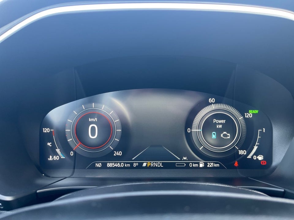 Ford Kuga 2,5 PHEV Titanium X CVT 5d