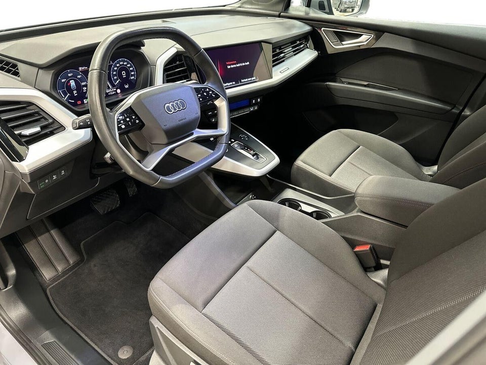 Audi Q4 e-tron 45 Attitude quattro 5d