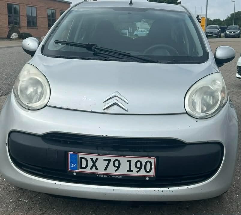 Citroën C1 1,0i  5d