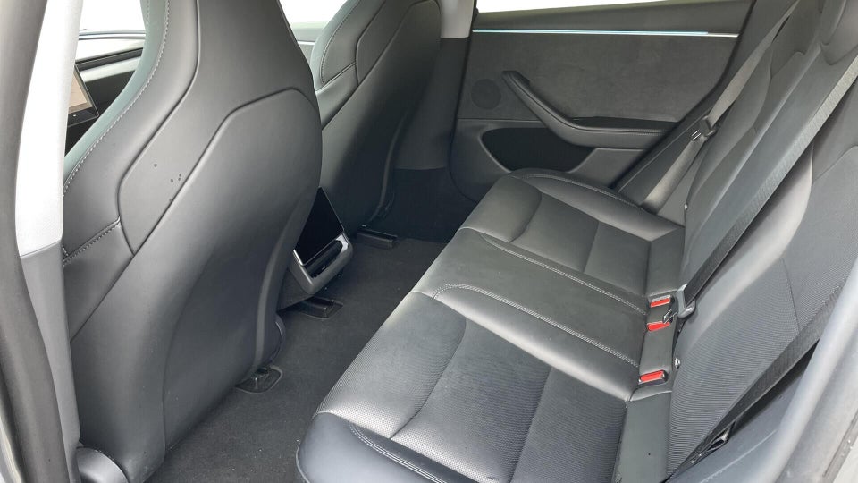 Tesla Model 3 Performance AWD 4d