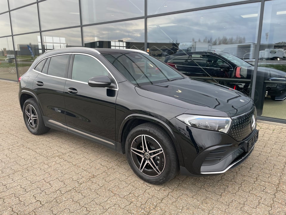 Mercedes EQA350 AMG Line 4Matic 5d
