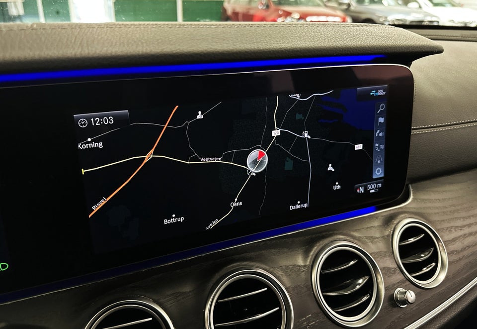 Mercedes E220 d 2,0 AMG Line stc. aut. 5d